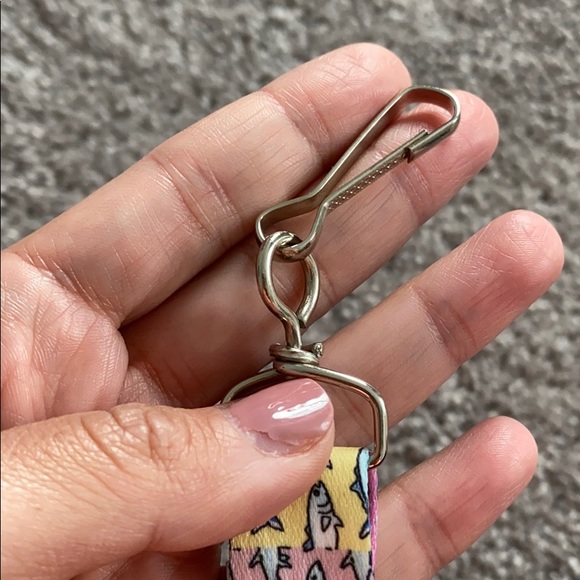 Vineyard Vines patchwork lanyard - Picture 5 of 5